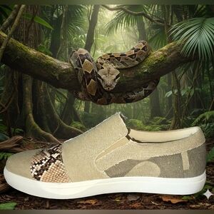 Tan Patchwork Snake Print Slip-On Shoes Size 9.5 Womens/8 Mens